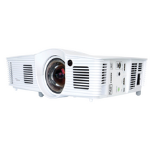 Vidéo-projecteur Optoma EH200ST - E1P1A1YBE1Z2 - OfficePartner.fr - L'EH200ST associe une résolution Full HD et des couleurs vives et lumineuses. Il projette des images cristallines et des textes finement ciselés - idéal pour une utilisation en salle de réunion. Grâce à deux entrées HDMI et un haut-parleur intégré, l'EH200ST est facile à installer et à utiliser.